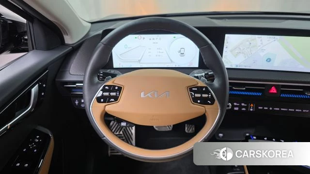 Kia EV6 2023 Черный из Кореи, фото 5