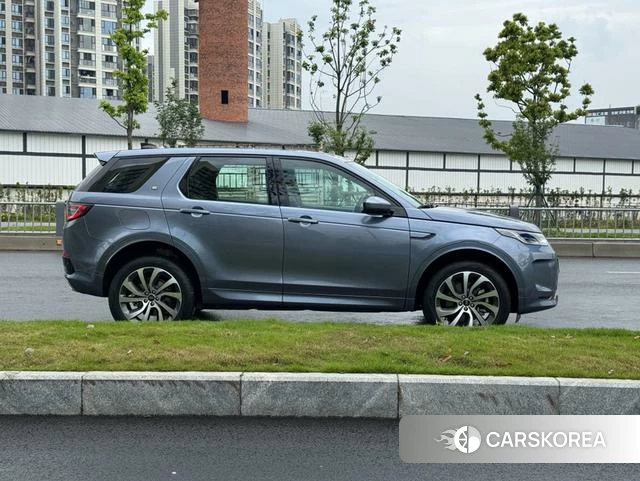 Land Rover Discover Sports PHEV 2023 Темно-серый из Китая, фото 5