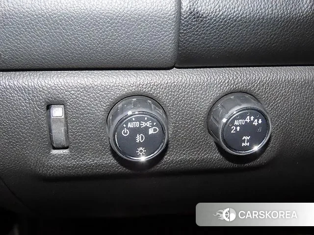 Chevrolet (GM Daewoo) Real New Colorado 2020 Черный из Кореи, фото 5