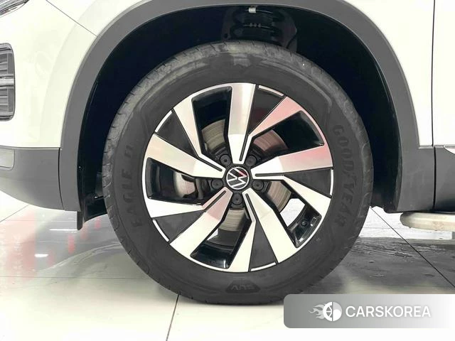 Volkswagen Tanyue 2022 Белый из Китая, фото 5