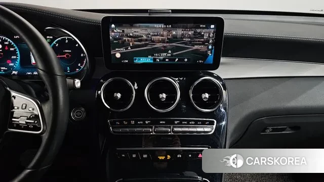 Mercedes-Benz GLC-Class X253 2022 Белый из Кореи, фото 5