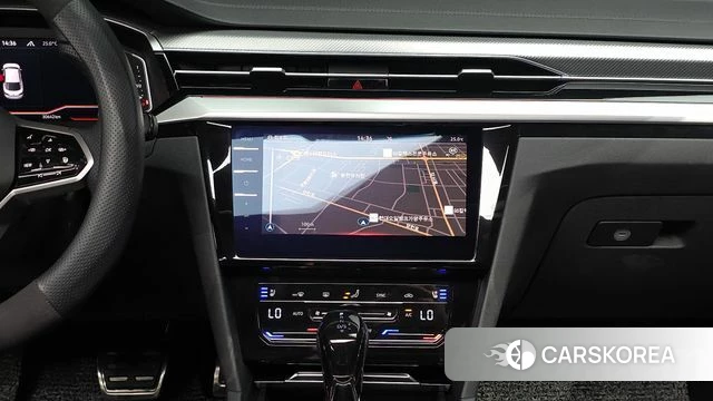 Volkswagen Arteon 2023 Белый из Кореи, фото 5