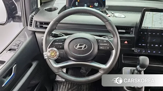 Hyundai Staria 2025 Серебристо-серый из Кореи, фото 5