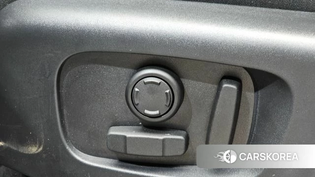 Land Rover Range Rover Evoque 2nd Generation 2026 Коричневый из Кореи, фото 5