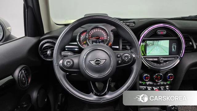 Mini Cooper D 2018 Серебристо-серый из Кореи, фото 5