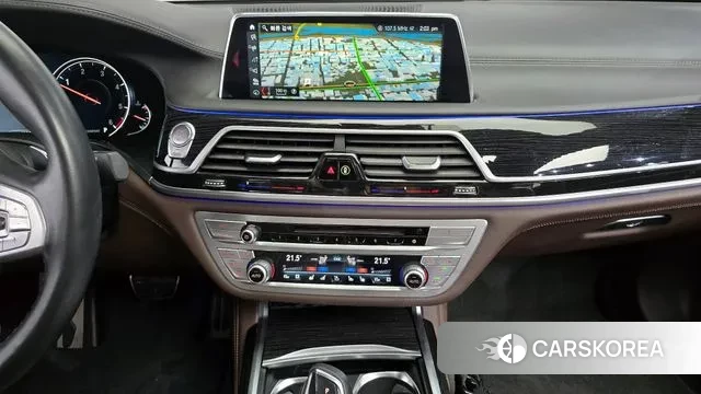 BMW 7 Series (G11) 2018 Черный из Кореи, фото 5