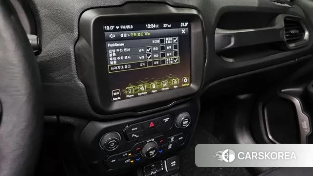 Jeep Renegade 2022 Серебристо-серый из Кореи, фото 5