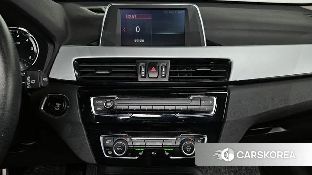 BMW X1 (F48) 2018 Серый из Кореи, фото 5