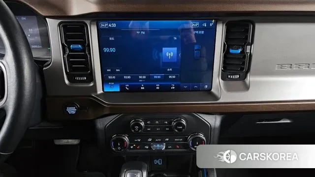 Ford Bronco 6th Generation 2022 Цвет галактики из Кореи, фото 5