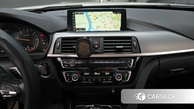 BMW 3 Series (F30) 2018 Белый из Кореи, фото 5
