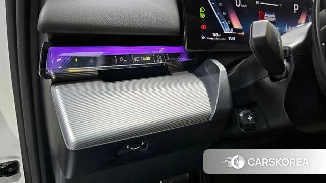 BMW 5 Series (G60) 2025 Белый из Кореи, фото 5