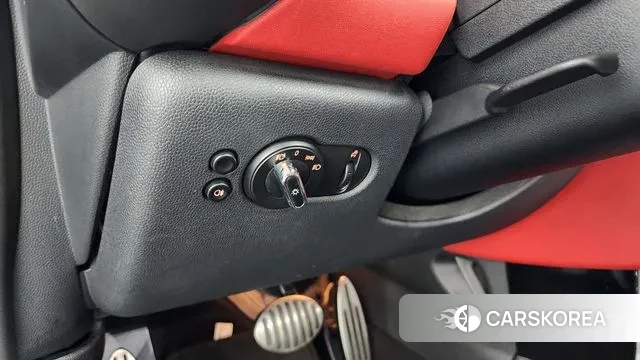 Mini Cooper S Convertible 2019 Темно-зеленый из Кореи, фото 5