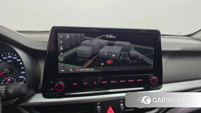 Kia The New K3 2nd generation 2022 Белый из Кореи, фото 5
