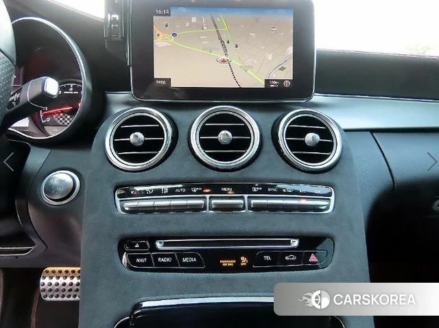 Mercedes-Benz C-Class W205 2018 Черный из Кореи, фото 5