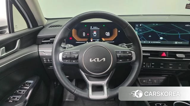 Kia The New K5 3rd generation 2023 Белый из Кореи, фото 5