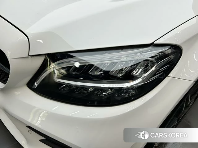 Mercedes-Benz Class C 2021 Белый из Китая, фото 5