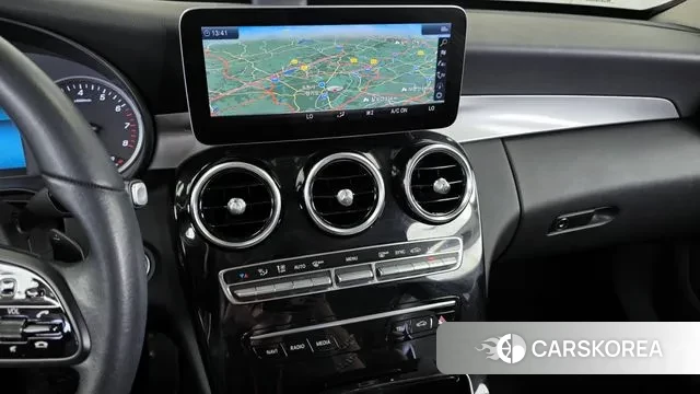 Mercedes-Benz C-Class W205 2019 Темно-зеленый из Кореи, фото 5