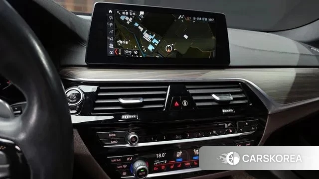 BMW 5 Series (G30) 2018 Серый из Кореи, фото 5