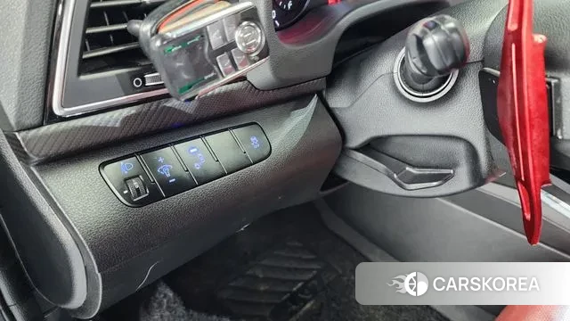 Hyundai Avante AD 2018 Светло-серебряный цвет из Кореи, фото 5