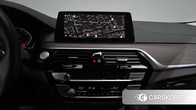 BMW 5 Series (G30) 2019 Черный из Кореи, фото 5