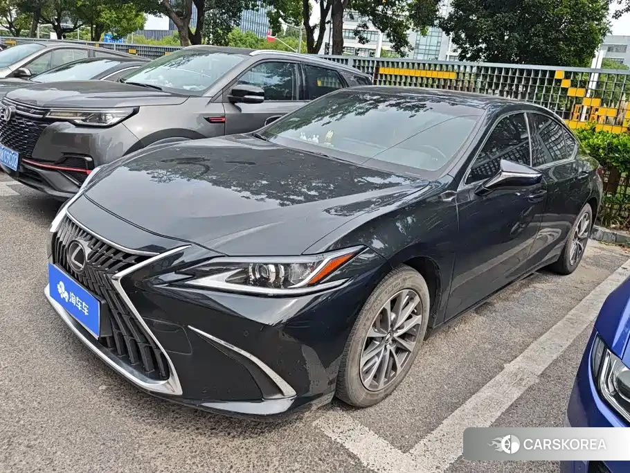 Lexus ES 2023 Черный из Китая, фото 5