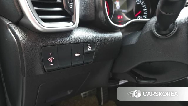 Kia Sportage The Bold 2021 Серебряный из Кореи, фото 5