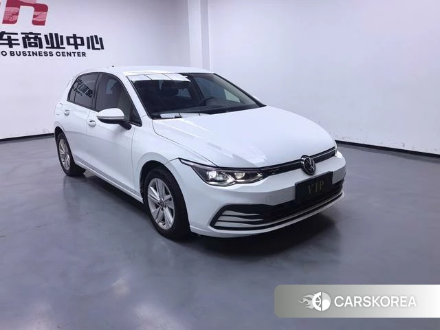 Volkswagen Golf 2023 Белый из Китая, фото 5