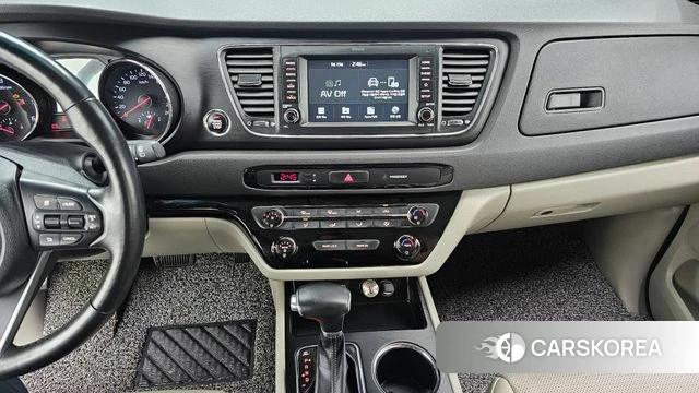 Kia The New Carnival 2018 Черный из Кореи, фото 5