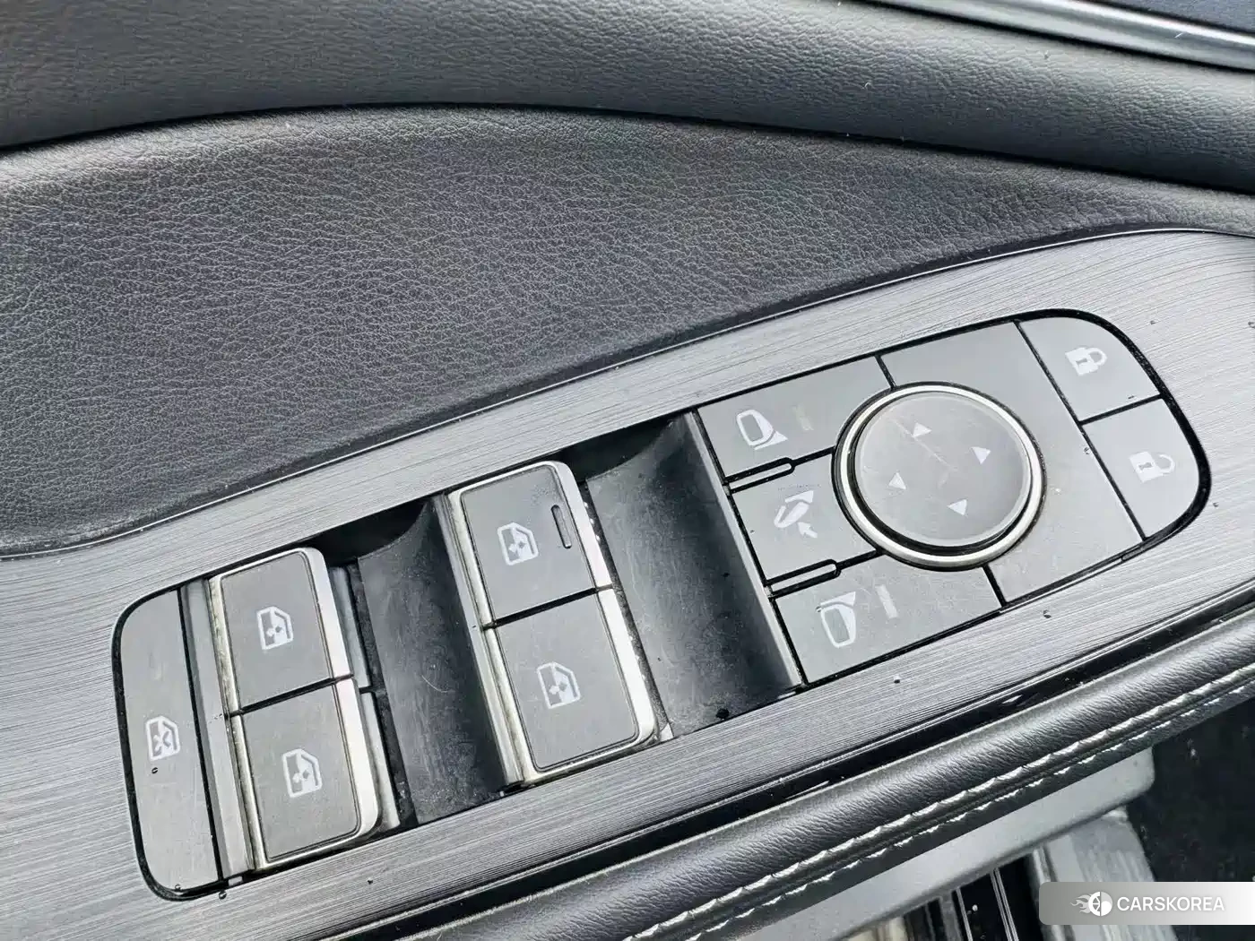 Nissan X-Trail 2023 Черный из Китая, фото 6