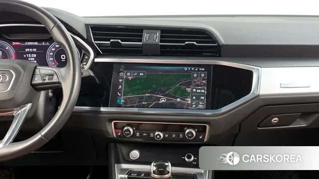 Audi Q3 (F3) 2020 Белый из Кореи, фото 5