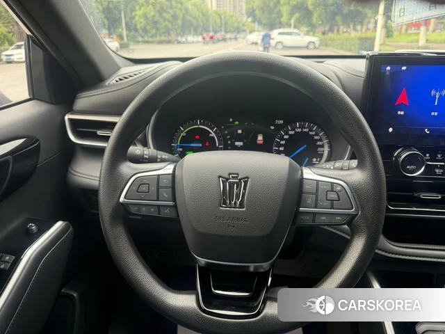 Toyota Crown Lufang 2023 Черный из Китая, фото 5