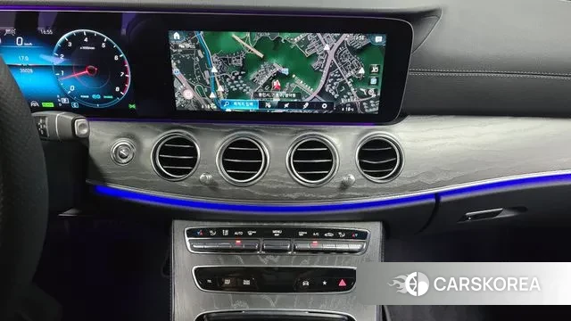 Mercedes-Benz E-Class W213 2020 Белый из Кореи, фото 5