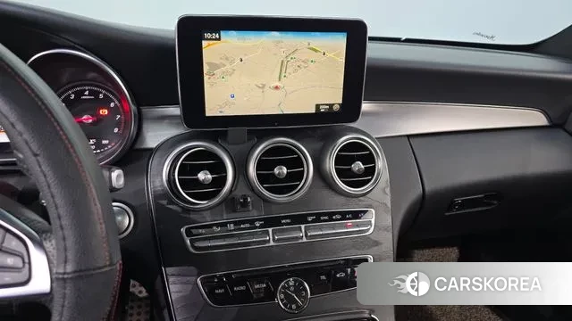 Mercedes-Benz C-Class W205 2018 Белый из Кореи, фото 5