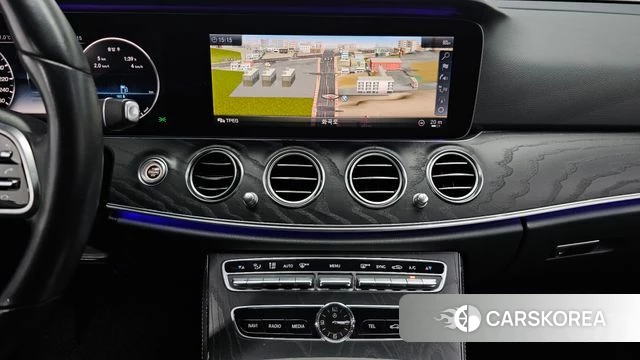 Mercedes-Benz E-Class W213 2018 Черный из Кореи, фото 5