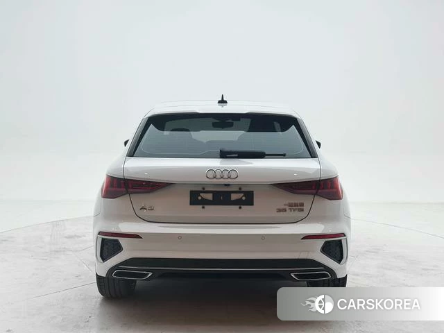 Audi A3 2022 Белый из Китая, фото 5