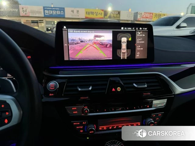 BMW 5 Series (G30) 2022 Черный из Кореи, фото 5