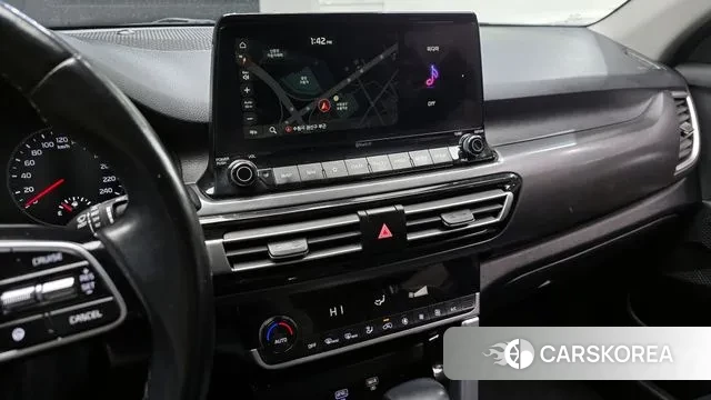 Kia Seltos 2021 Белый из Кореи, фото 5