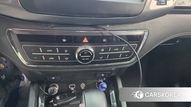 Ssangyong The New Rexton Sports Cannes 2021 Темно-зеленый из Кореи, фото 5