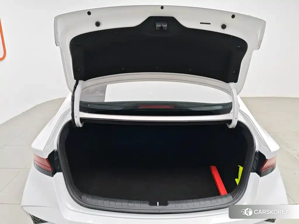 Hyundai Festa 2024 Белый из Китая, фото 5