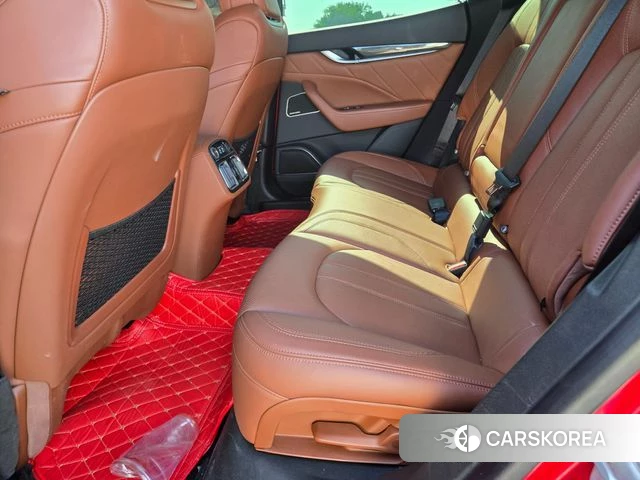 Maserati Levante 2022 Красный из Кореи, фото 5