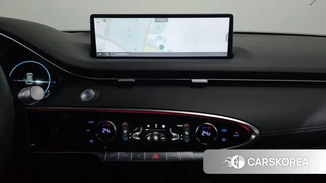 Genesis GV70 2023 Белый из Кореи, фото 5