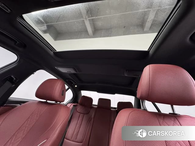 BMW 5 series 2022 Белый из Китая, фото 5