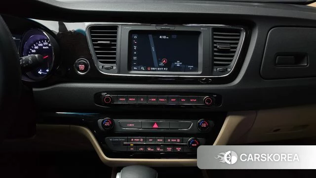 Kia The New Carnival 2019 Белый из Кореи, фото 5