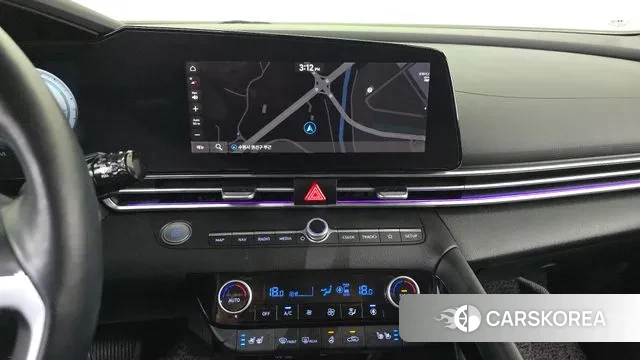 Hyundai Avante Hybrid (CN7) 2020 Белый из Кореи, фото 5