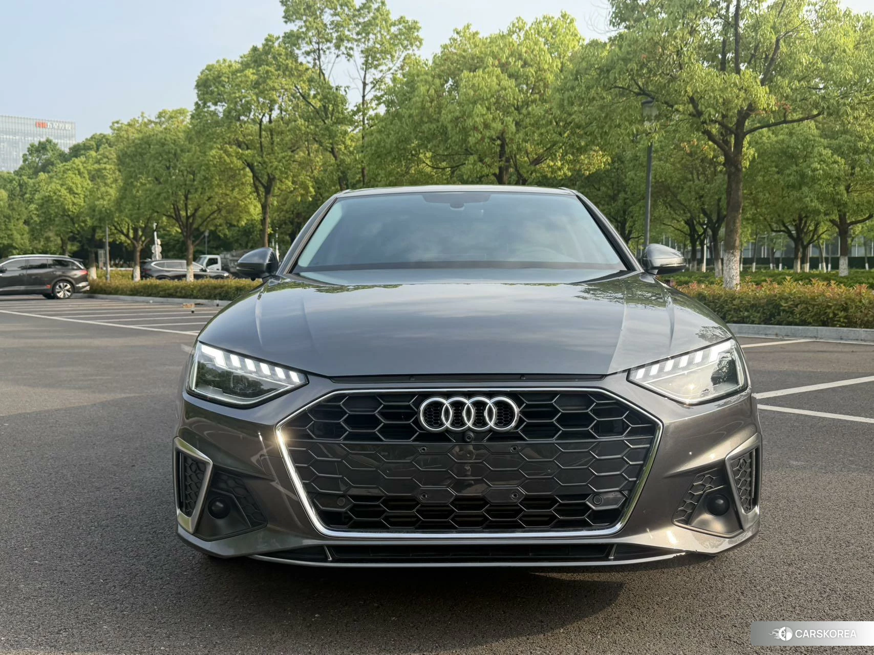 Audi A4L 2021 Темно-серый из Китая, фото 5