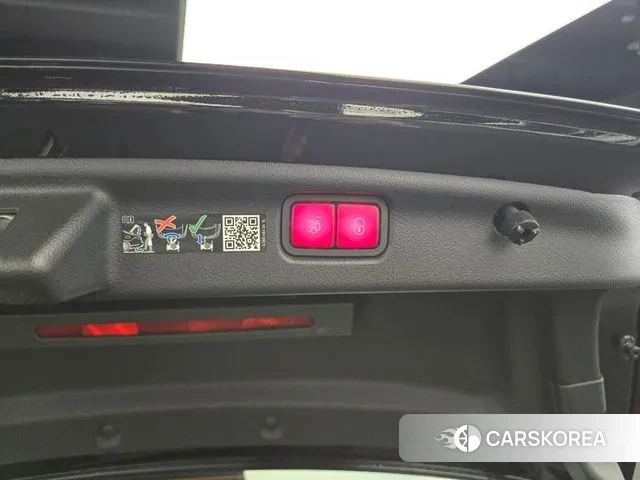 Mercedes-Benz C-Class W206 2024 Черный из Кореи, фото 5