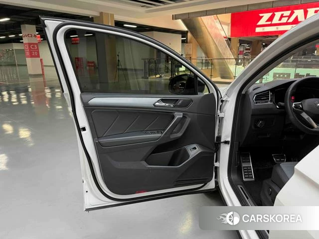 Volkswagen Tiguan X 2021 Белый из Китая, фото 5
