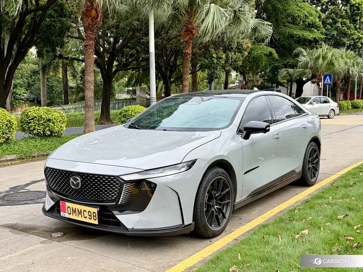 Mazda EZ-6 2025 Silver/gray из Китая, фото 5