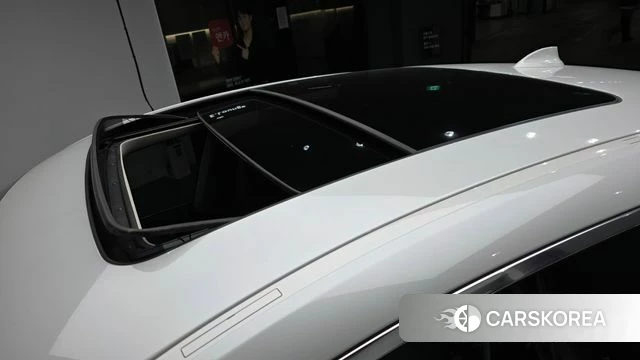 BMW 6 Series GT (G32) 2022 Белый из Кореи, фото 5