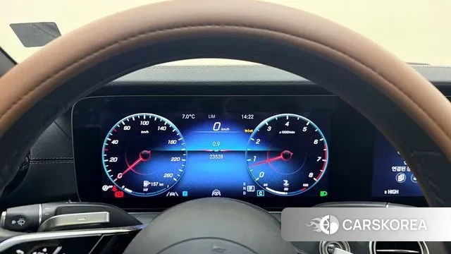 Mercedes-Benz E-Class W213 2022 Белый из Кореи, фото 5